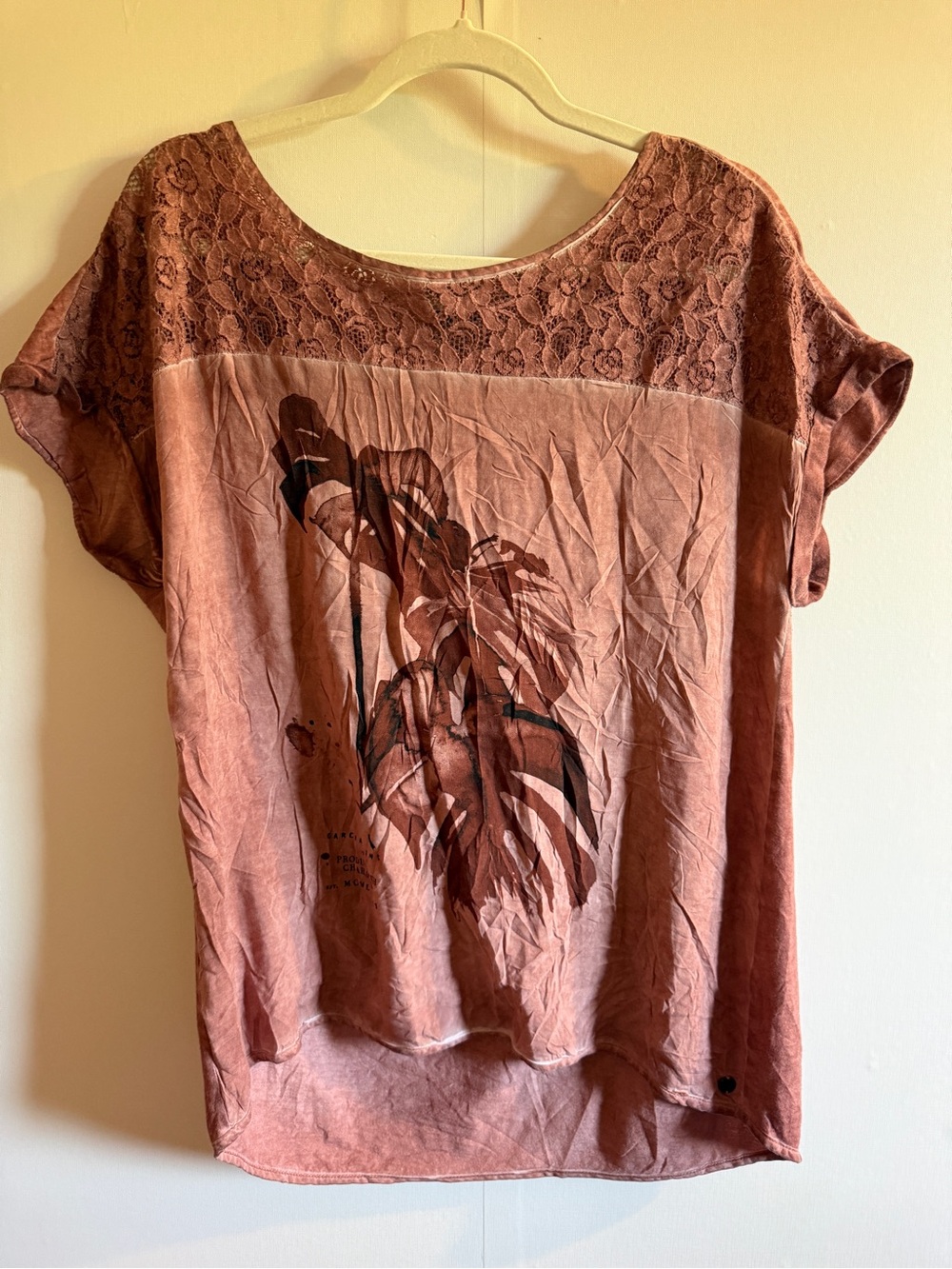 Garcia Jeans Mauve Lace Blouse Large Boho Floral Graphic Mixed Media Top